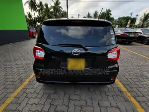 Toyota Passo 2016