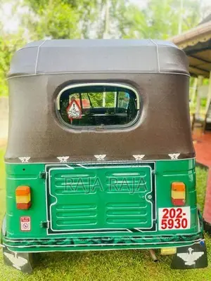 Bajaj RE 1994