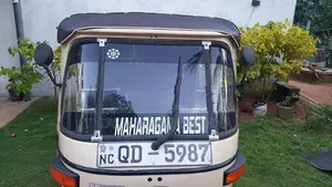 Bajaj RE 2005