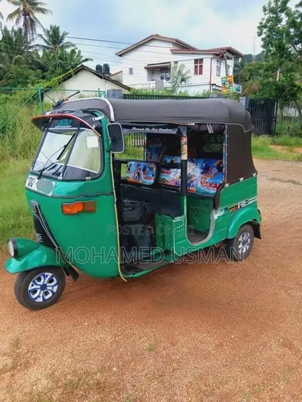 Bajaj RE 2008