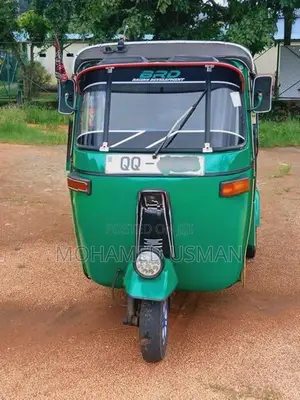 Bajaj RE 2008