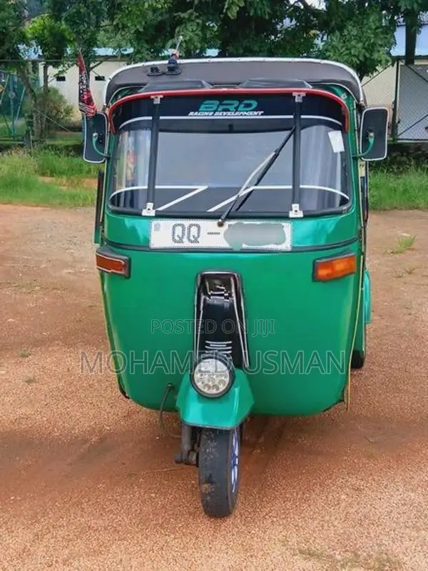 Bajaj RE 2008
