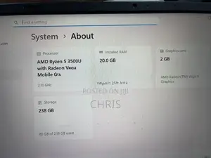 ASUS VivoBook 15