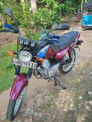 Bajaj Caliber 2004