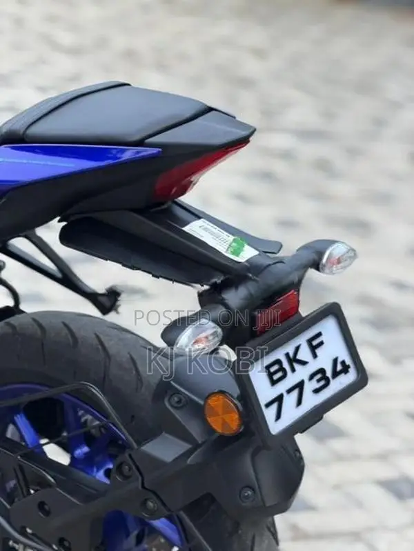 Yamaha R15 V4 Blue 2026