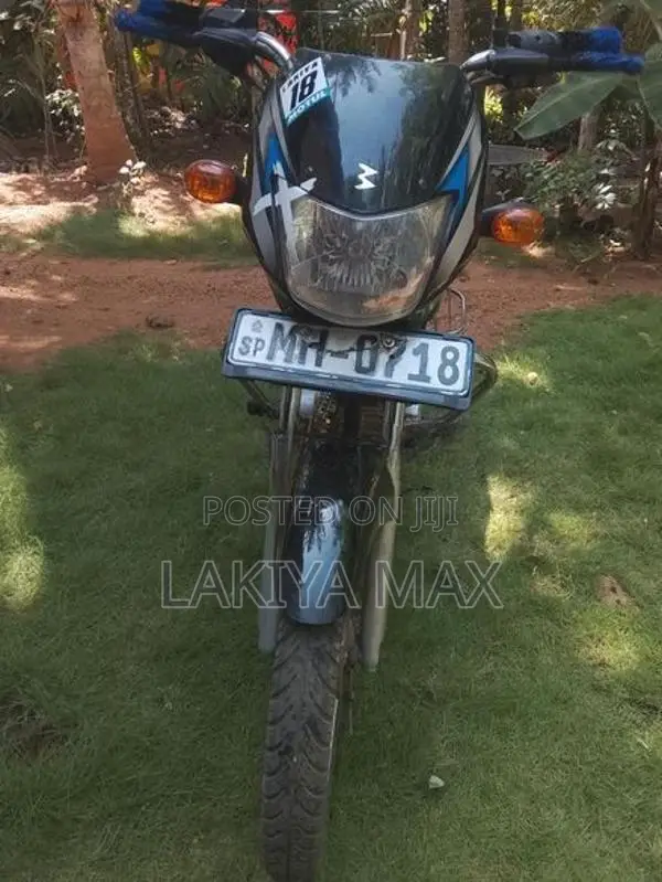 Bajaj CT100 2005