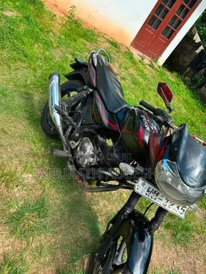 Bajaj Discover 2011