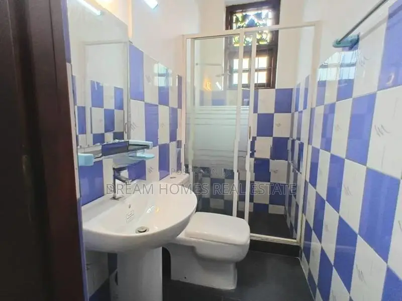 Spacious Luxury Home for Rent – Waththegedara Junction