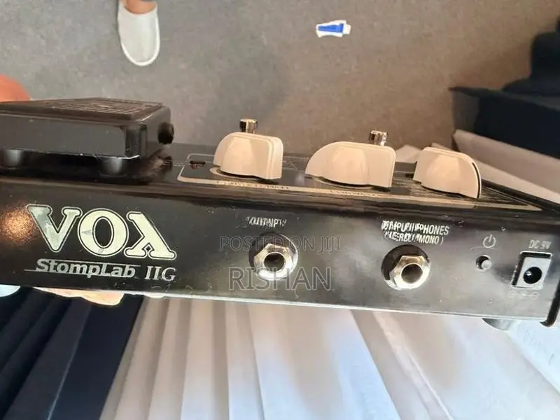 Vox StompLab lGuitar Multi-Effects Processor
