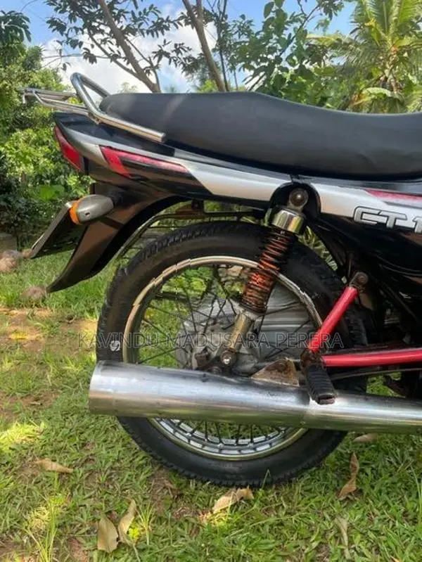 Bajaj CT100 2008