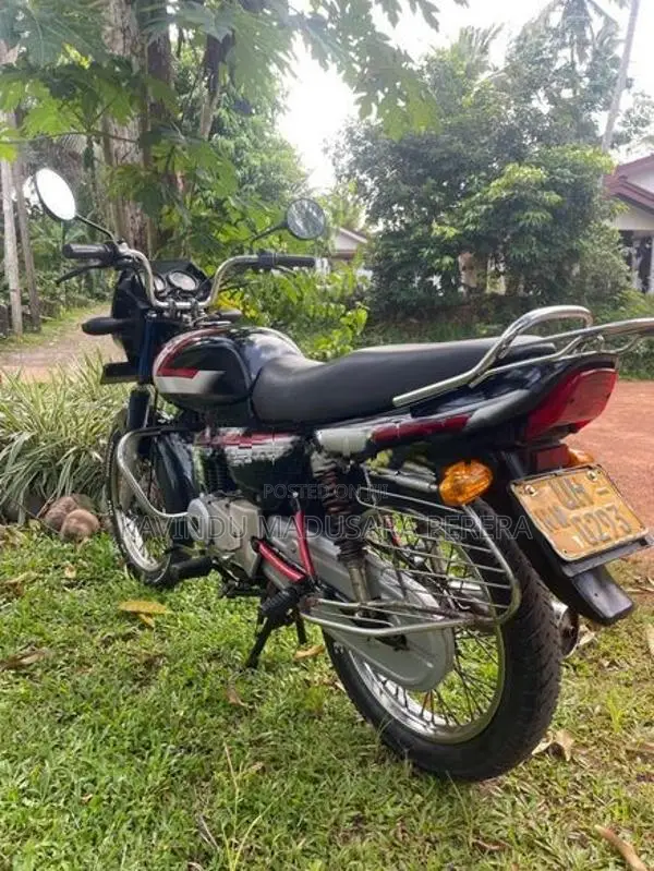 Bajaj CT100 2008