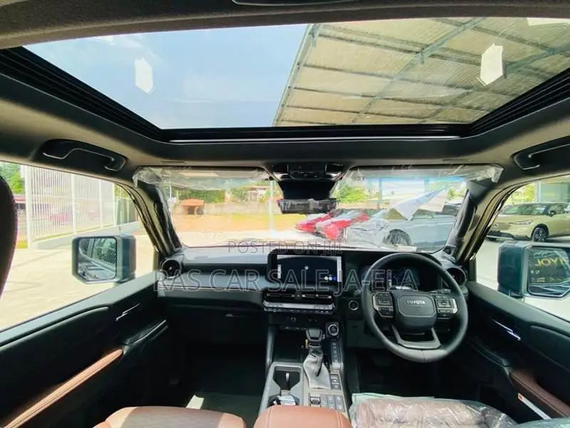 Toyota Land Cruiser Prado 2025