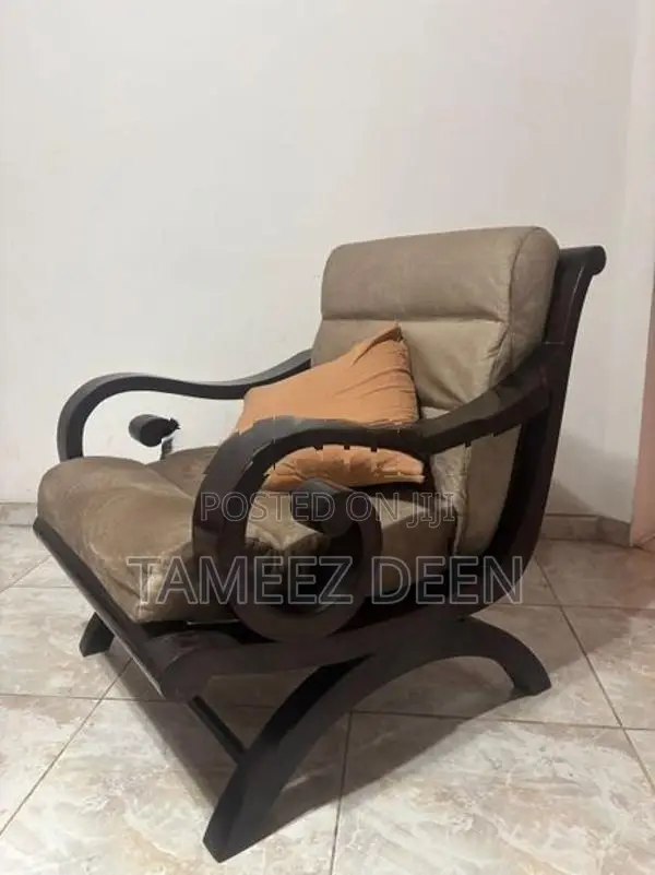 Antique Living Room Furniture Set