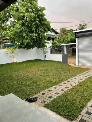 10 Perch Brand New Single Storey House for sale in Athurugiriya