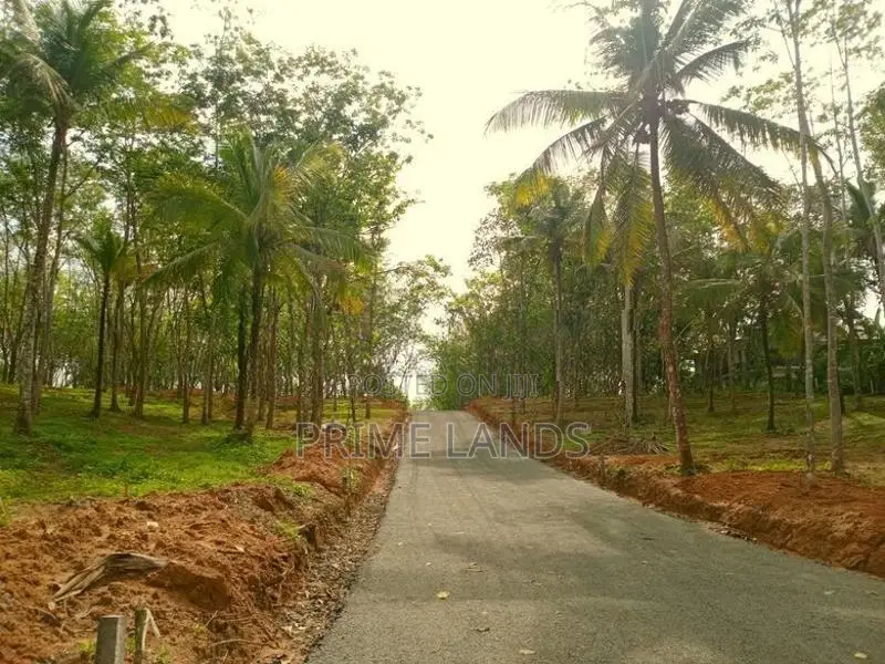 Land for Sale අහංගම