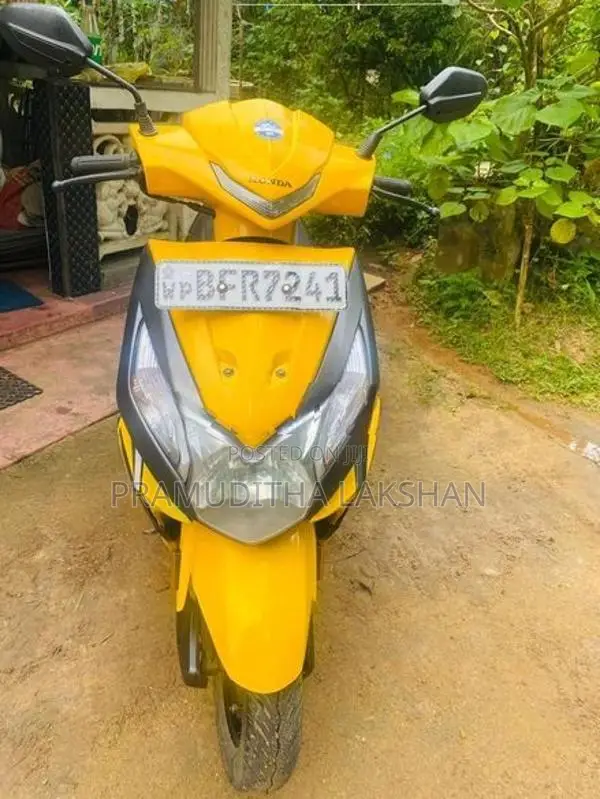Honda Dio 2017