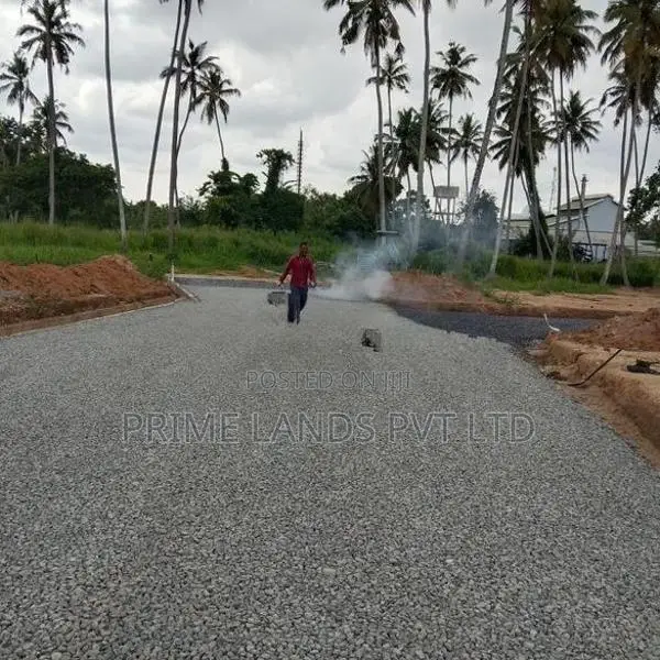 කුරුණෑගල පැල්ලන්දෙණිය හන්දියෙන්ම ඉඩමක්