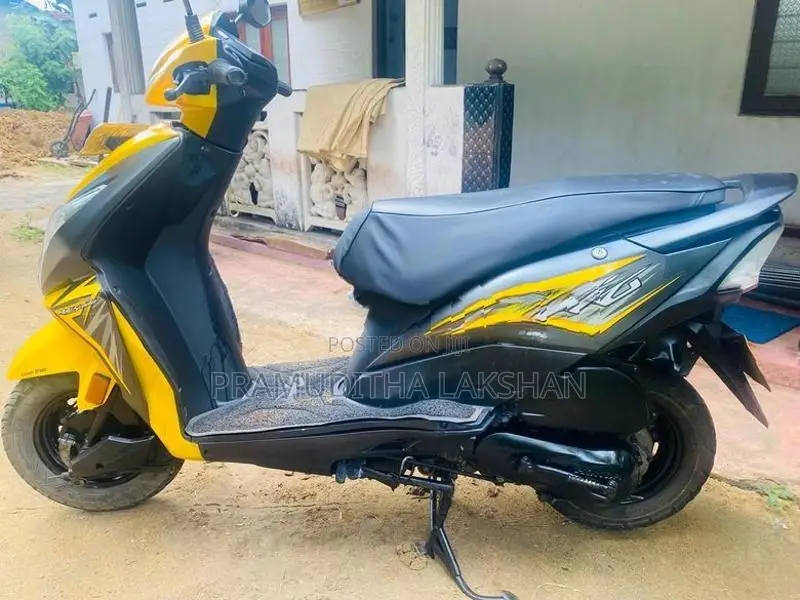 Honda Dio 2017