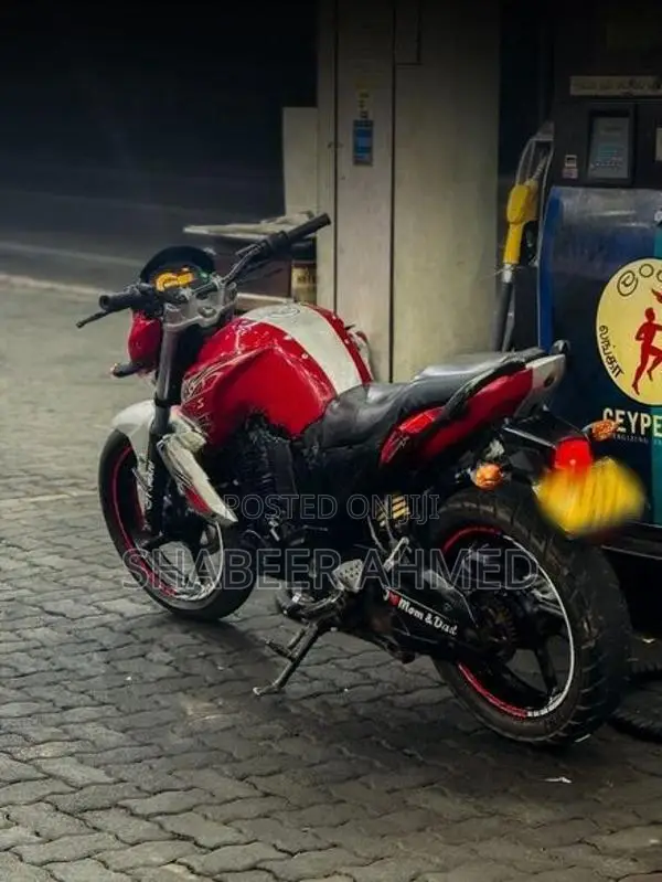 Yamaha FZS V1 2015