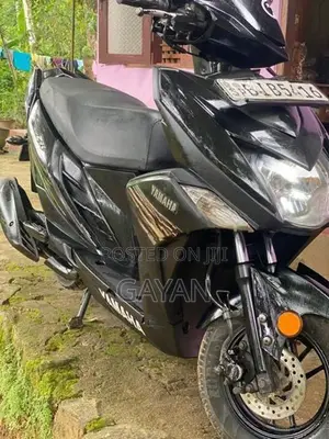 Yamaha RayZR 2019