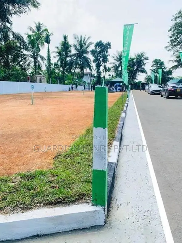 Best land for sale in Athurigiriya