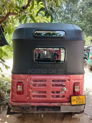 Bajaj RE 2002