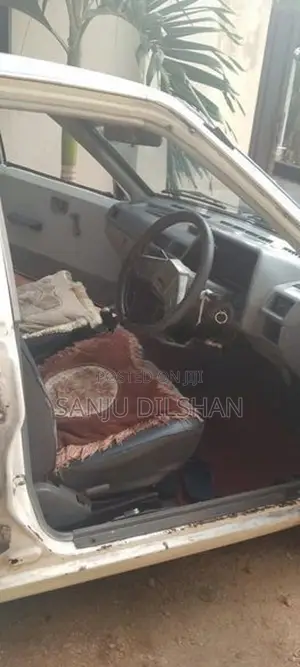 Nissan Sunny B11 1984