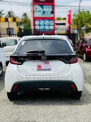 Toyota Yaris X Grade 2024