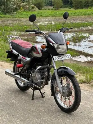 Bajaj CT100 2011