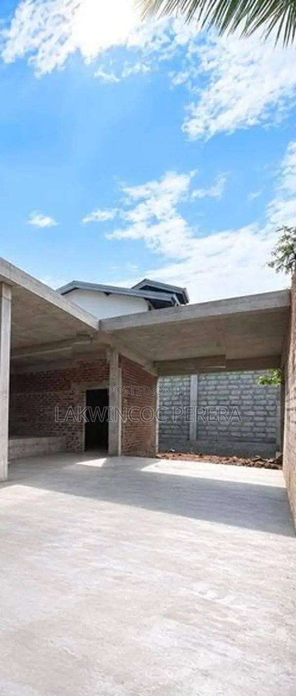 Luxury 2 Bedroom House for Sale - Kadawatha