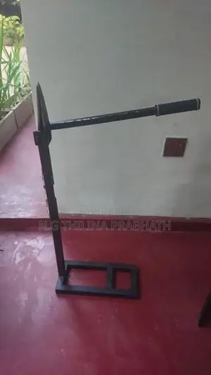 Coconut Husk Remover