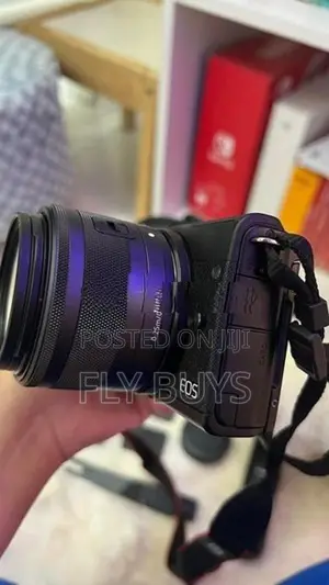 Canon EOS M200 Mirrorless Camera
