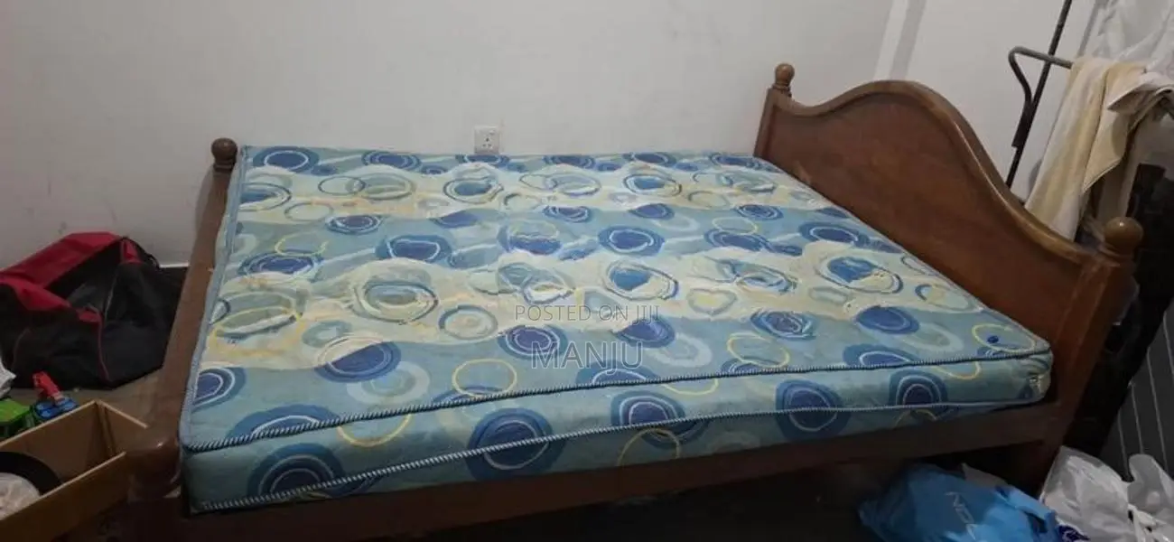 Teak Bed with Mattress 60*72