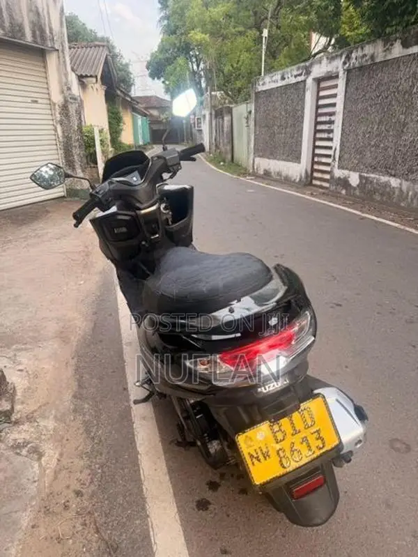 Suzuki Burgman 125 2019