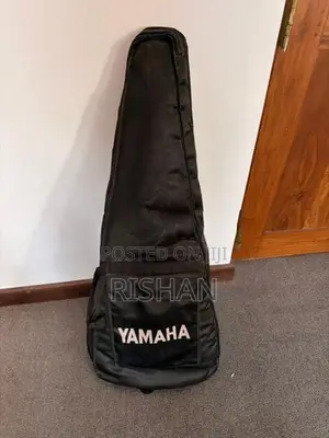Yamaha FG700S Guitar
