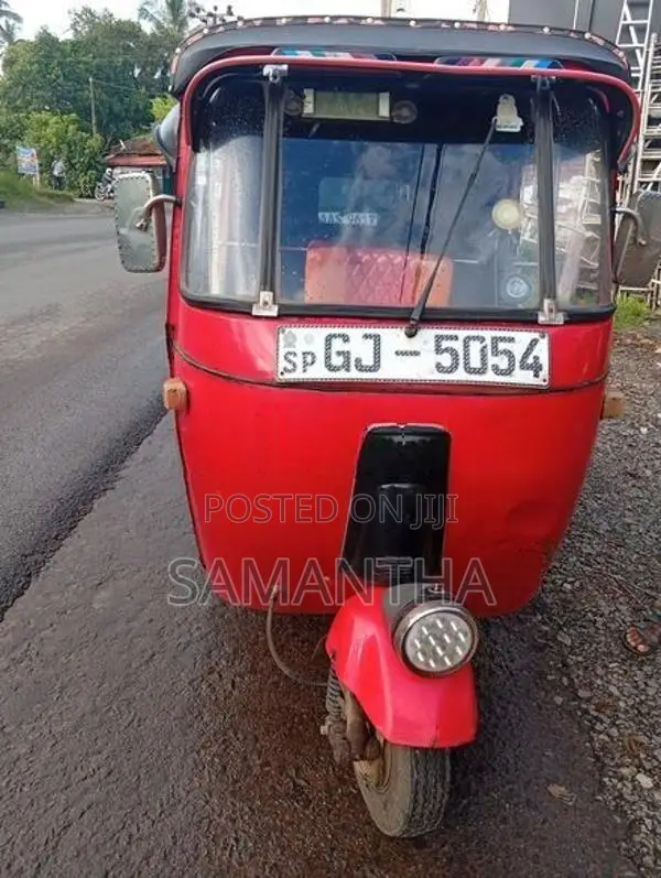 Bajaj RE 2001
