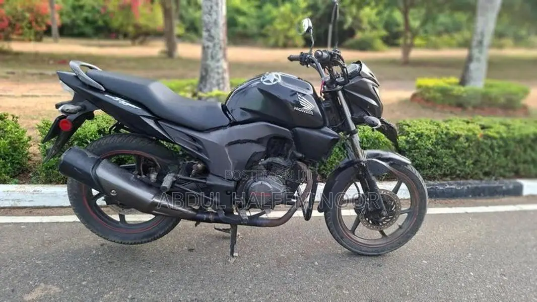 Honda CB Trigger 2014
