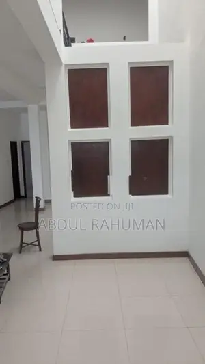 2 Storey House in Thalawathugode