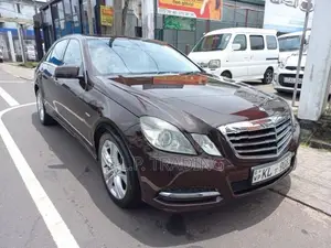 Mercedes Benz E200 W212 2010