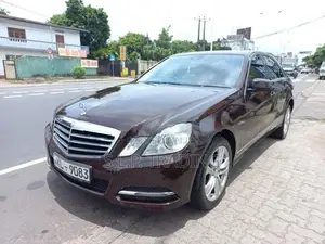 Mercedes Benz E200 W212 2010