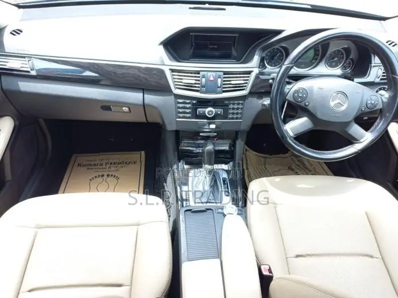 Mercedes Benz E200 W212 2010