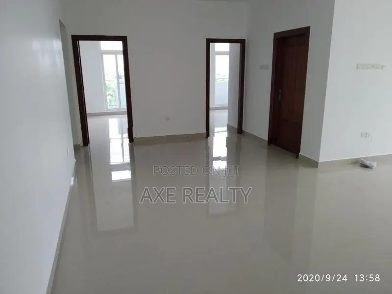 4 Bed Apartment For Sale in Thumulla