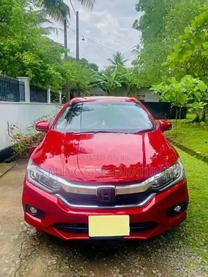 Honda Grace RS Sensing 2017
