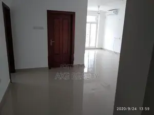 4 Bed Apartment For Sale in Thumulla