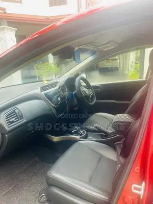 Honda Grace RS Sensing 2017