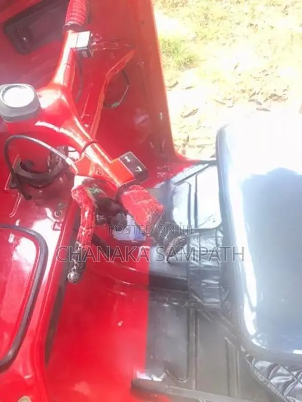 Bajaj RE 2 Stroke 2004
