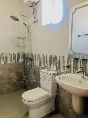 4 Bed Apartment For Sale in Thumulla
