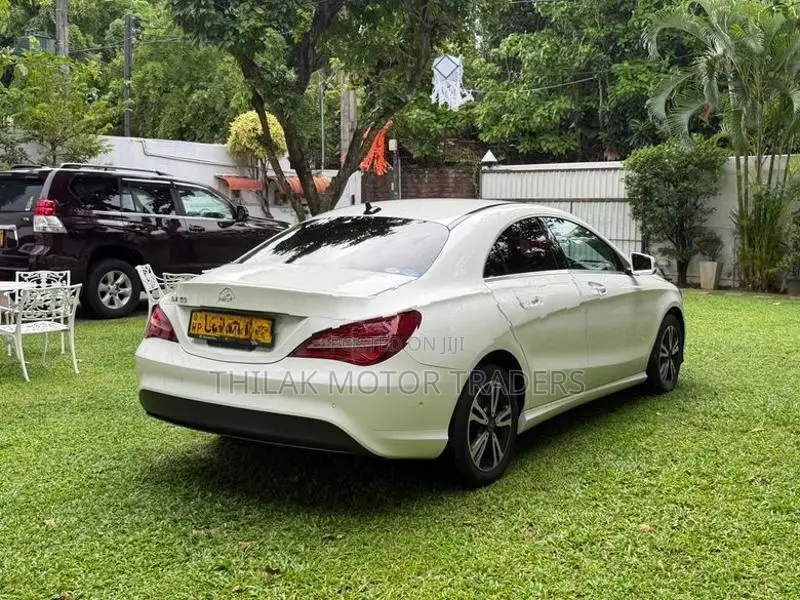 Mercedes Benz CLA 180 2018