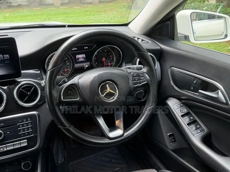 Mercedes Benz CLA 180 2018
