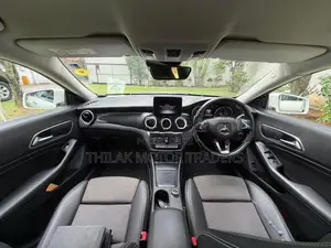 Mercedes Benz CLA 180 2018